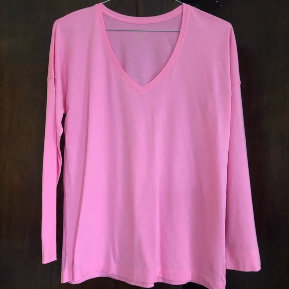 Lilly Pulitzer solid pink lightweight T-shirt medium - Picture 1 of 7